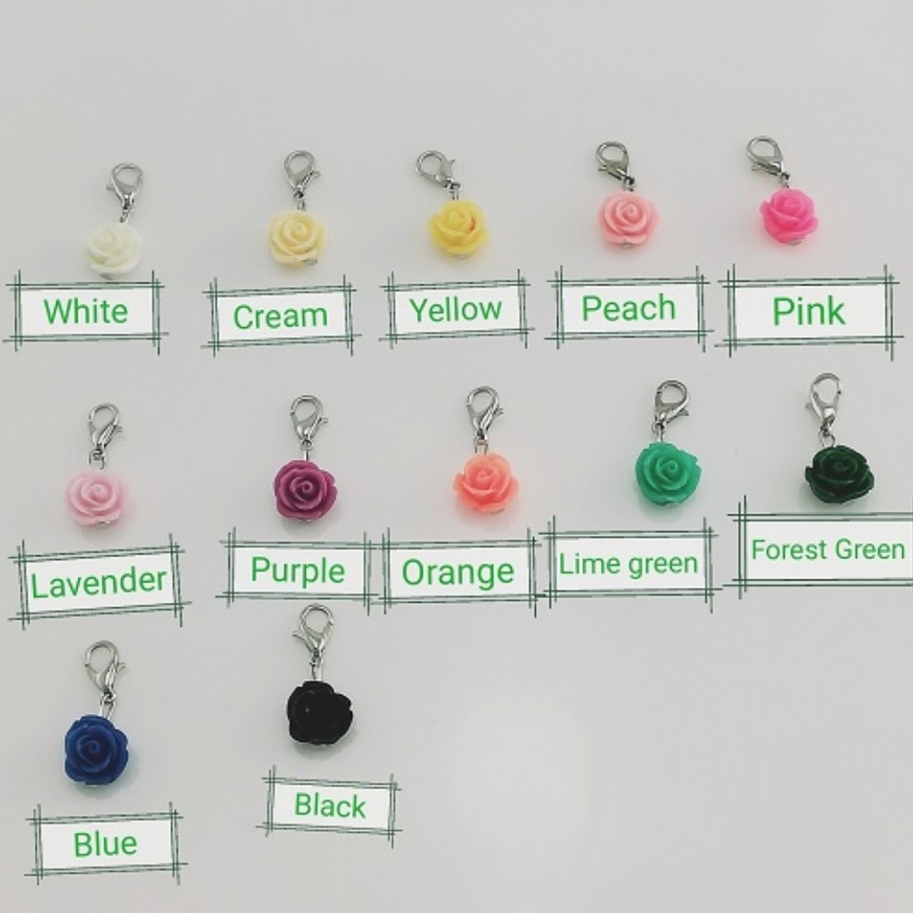 Personalized Graduation Keychain With Flower - Picture 4 of 5